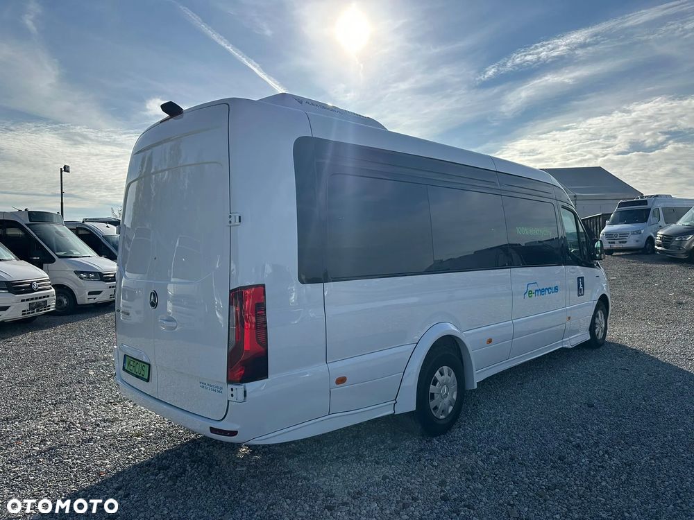 Mercedes-Benz eSprinter - 2