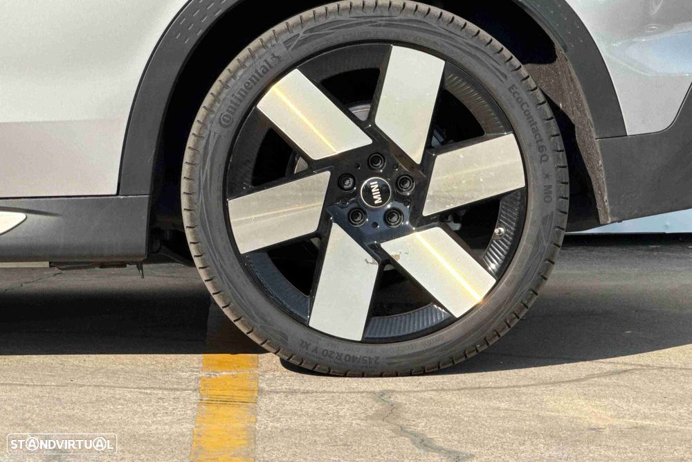 MINI Countryman E Favoured L - 14