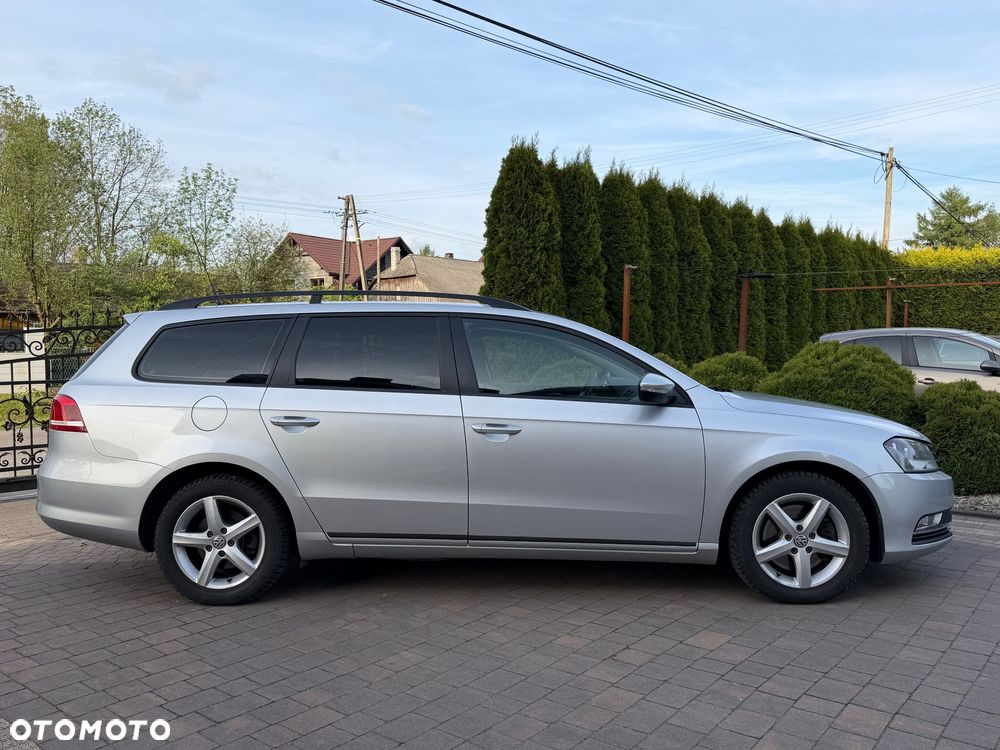 Volkswagen Passat 2.0 Blue TDI SCR Comfortline - 16