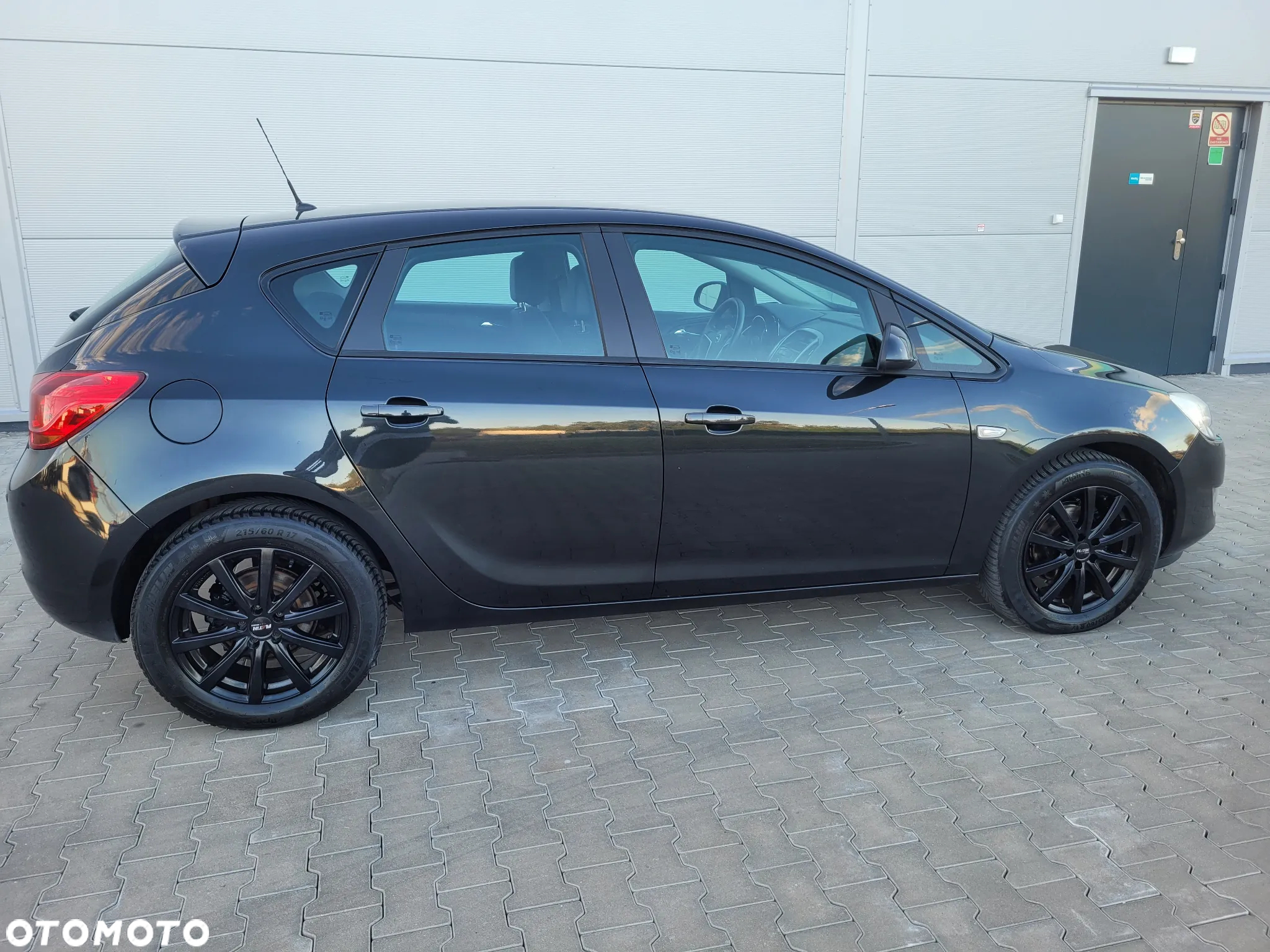 Opel Astra 1.4 Turbo Edition - 4