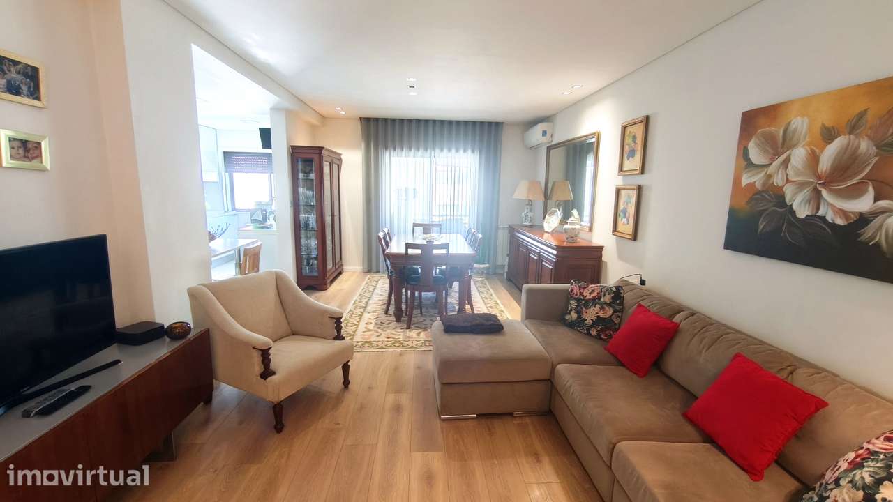 Apartamento T3 "Como Novo" C/ 138 m2 área total em Maximinos - Braga - Grande imagem: 2/28