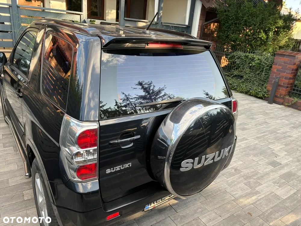 Suzuki Grand Vitara 1.6 - 8