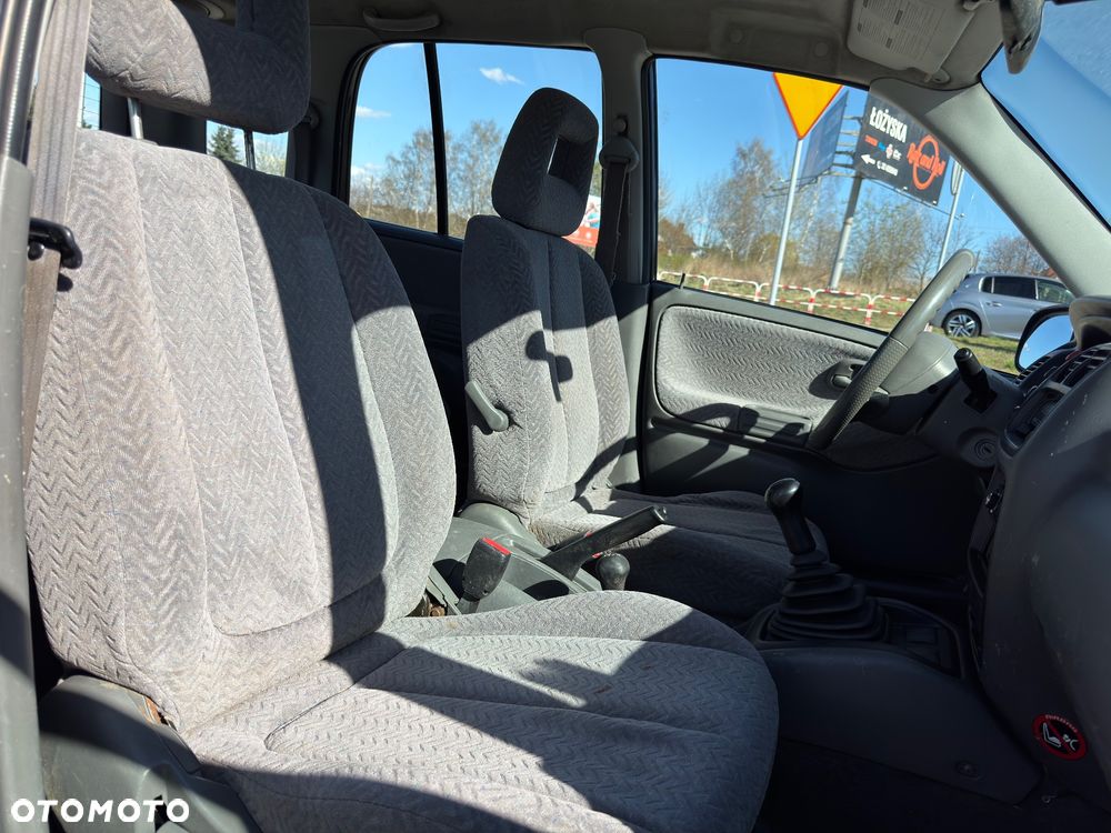 Suzuki Grand Vitara 2.0 TD Comfort - 26