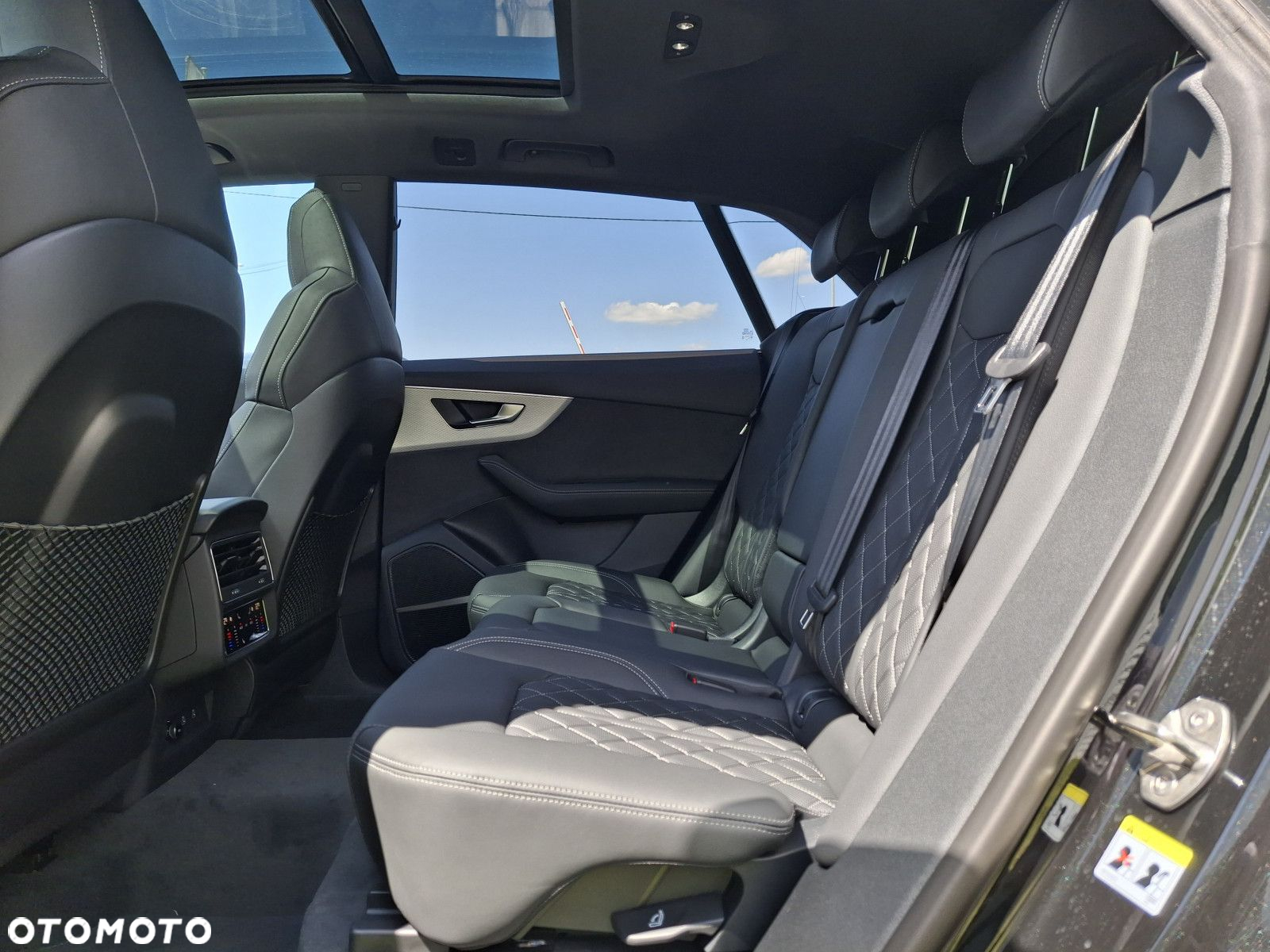 Audi Q8 - 24