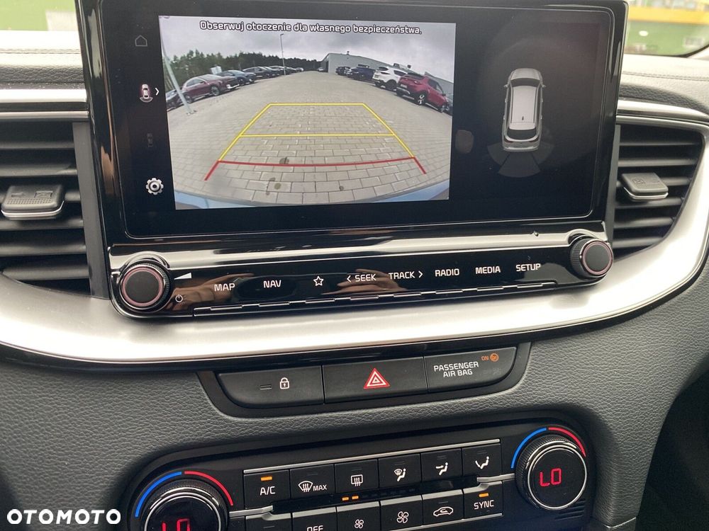 Kia Ceed - 25