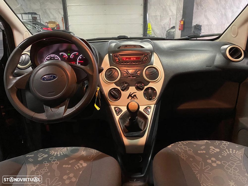 Ford KA 1.2 City - 11