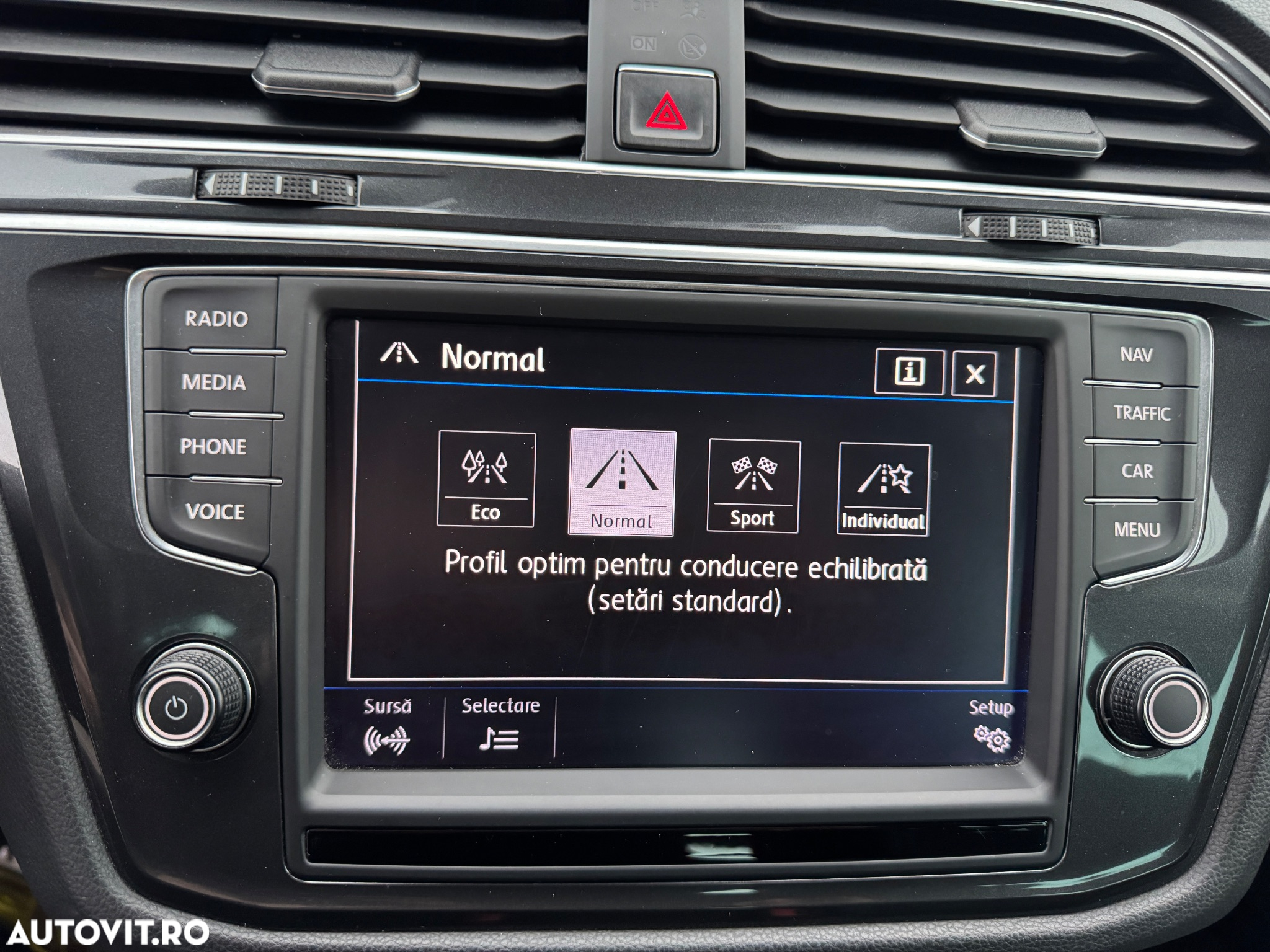 Volkswagen Tiguan 2.0 TDI 4Motion DSG BMT Sport & Style - 15