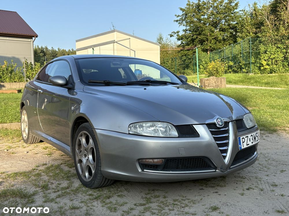 Alfa Romeo GT - 1