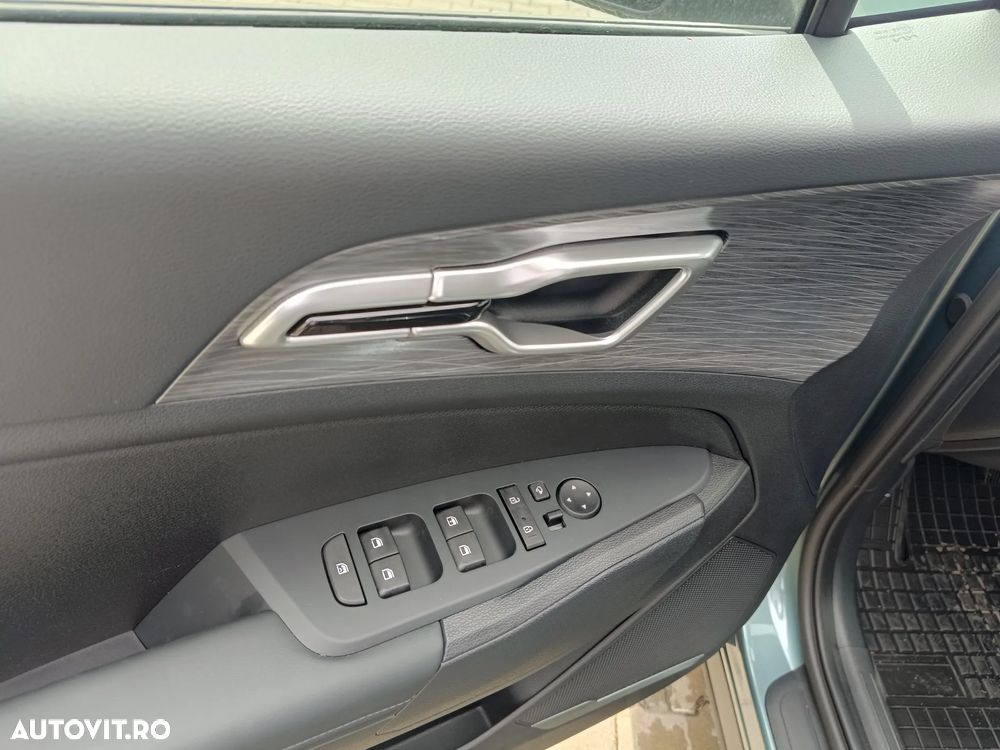 Kia Sportage 1.6 T-GDI 6MT HP 4x2 MHEV Urban - 9