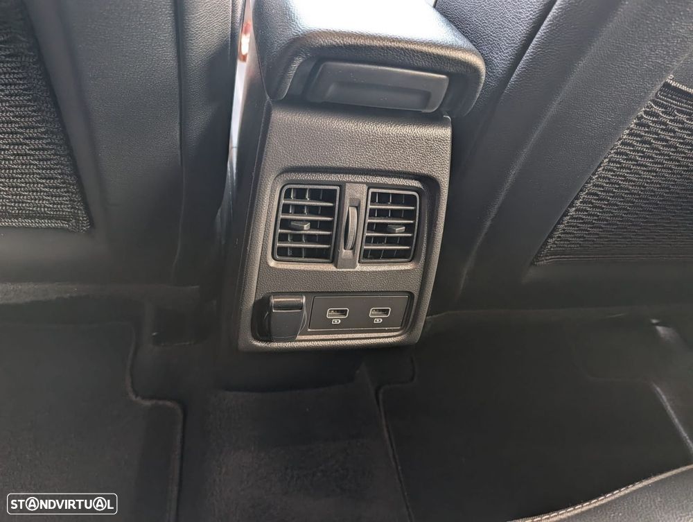 Renault Captur 1.6 E-Tech Plug-In Hybrid Techno - 23