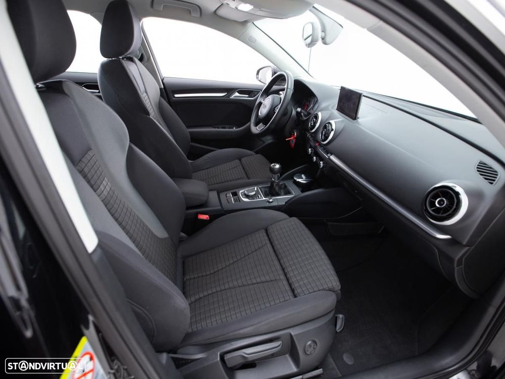 Audi A3 Sportback - 9