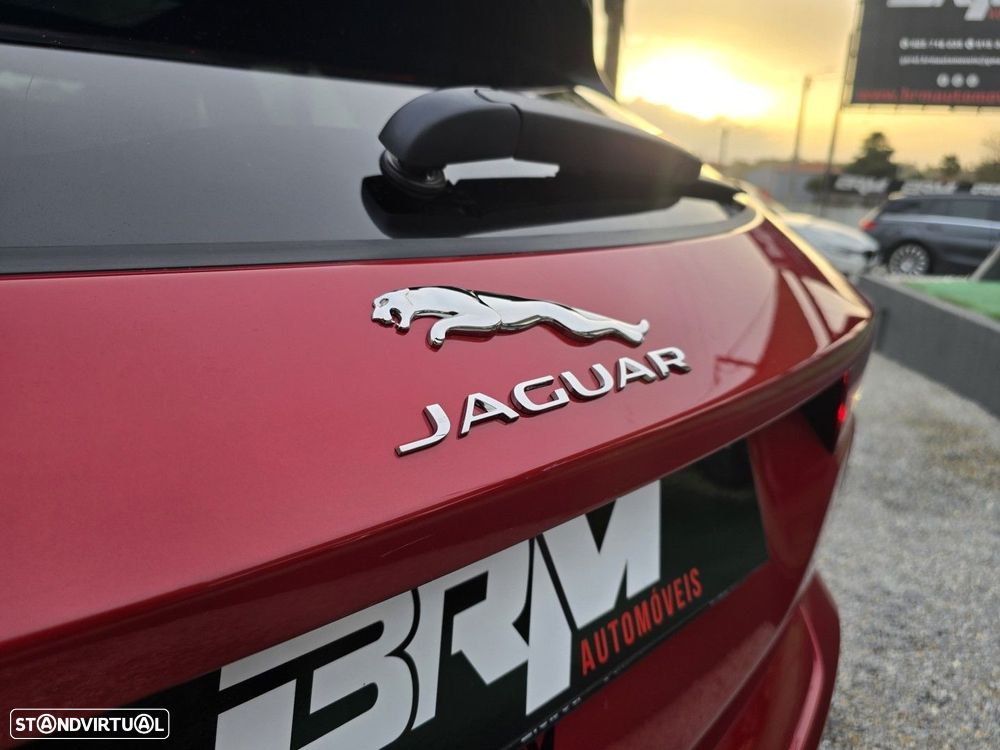 Jaguar E-Pace 1.5 P300e R-Dynamic SE AWD Aut. - 19