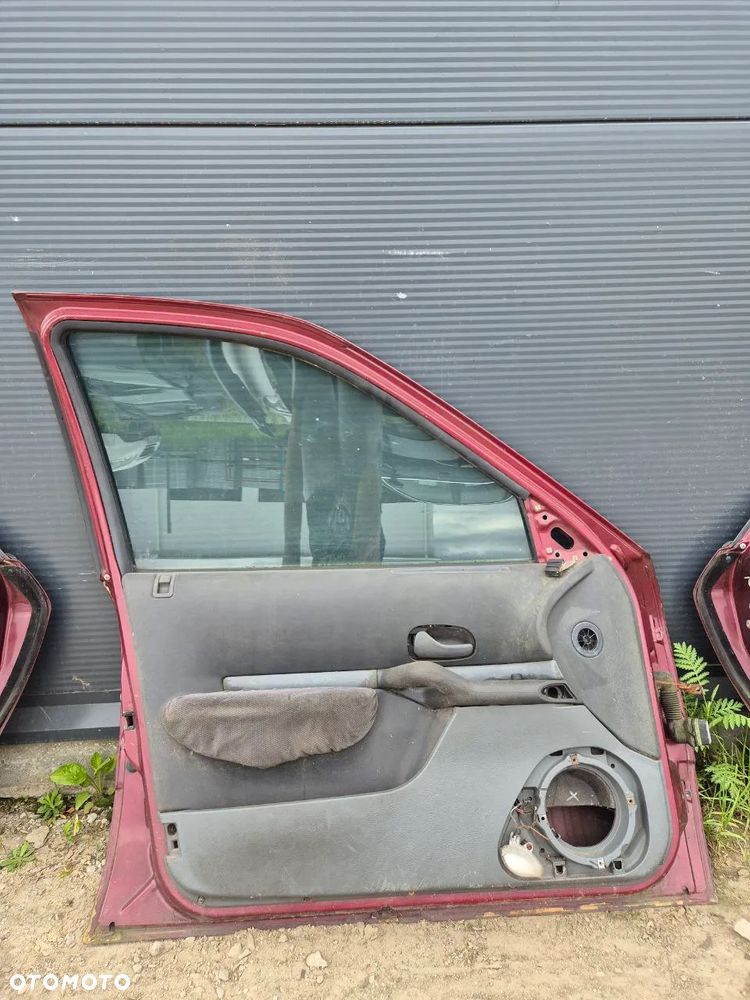 MASKA DRZWI BŁOTNIK PRZEDNIE DRZWI TYLNE Renault Safrane - 27