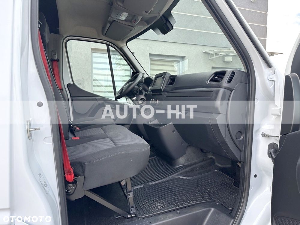 Renault Master - 18
