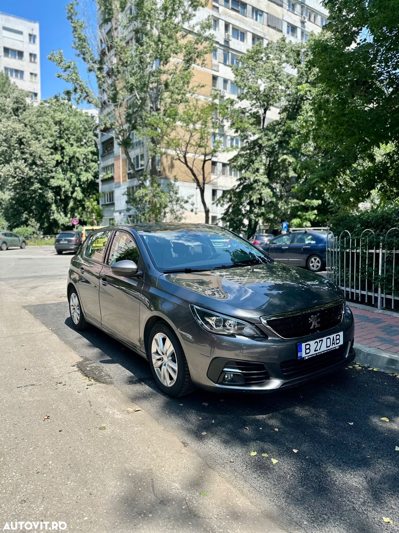 Peugeot 308 1.2 L PureTech Turbo Active - 1