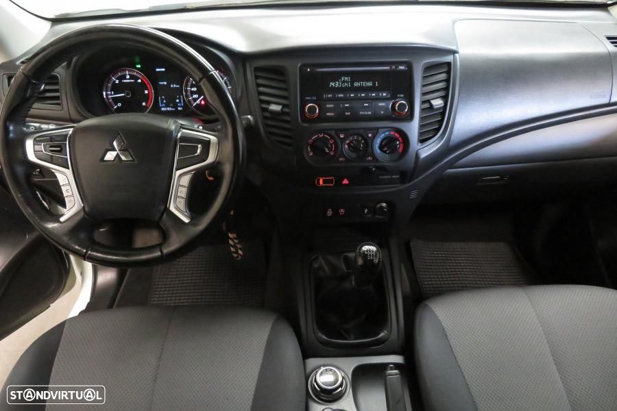 Mitsubishi L200 L200 2.3 DI-D Space Cab Campera 4WD - IVA DEDUTÍVEL - 6