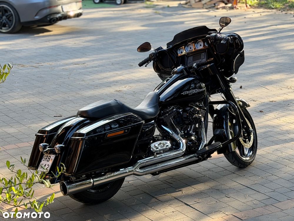 Harley-Davidson Touring Street Glide - 9