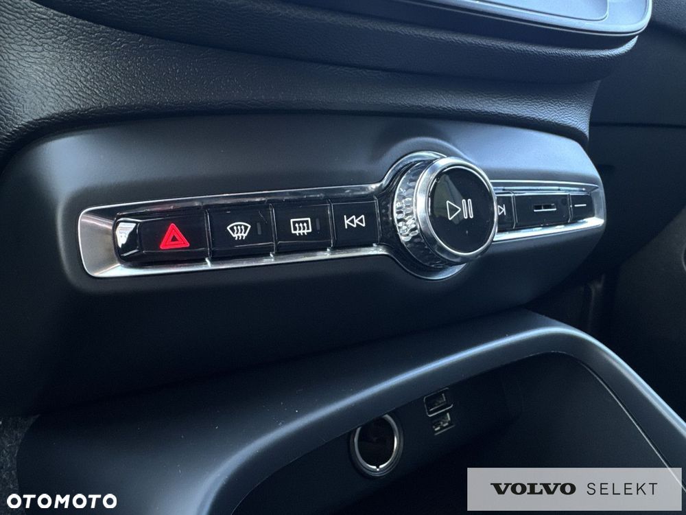 Volvo XC 40 - 19