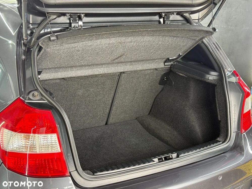 BMW Seria 1 120i - 13