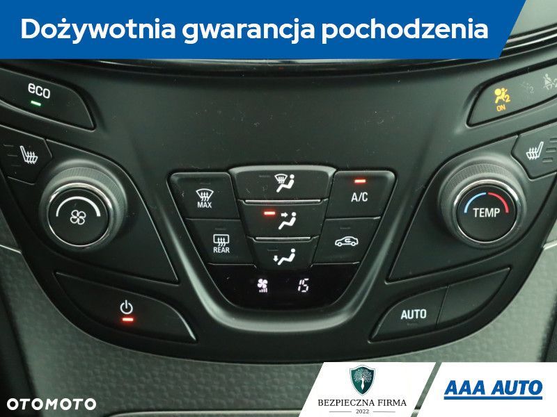 Opel Insignia - 12