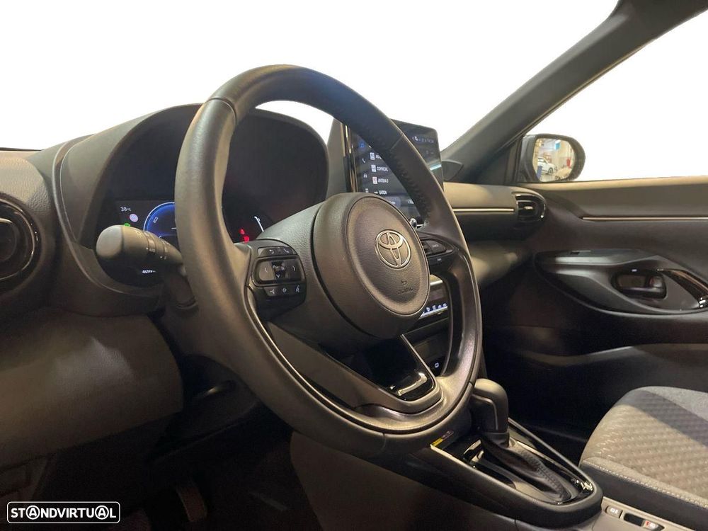 Toyota Yaris Cross 1.5 HDF Square Collection - 12