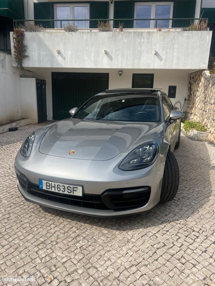 Porsche Panamera Sport Turismo - 2