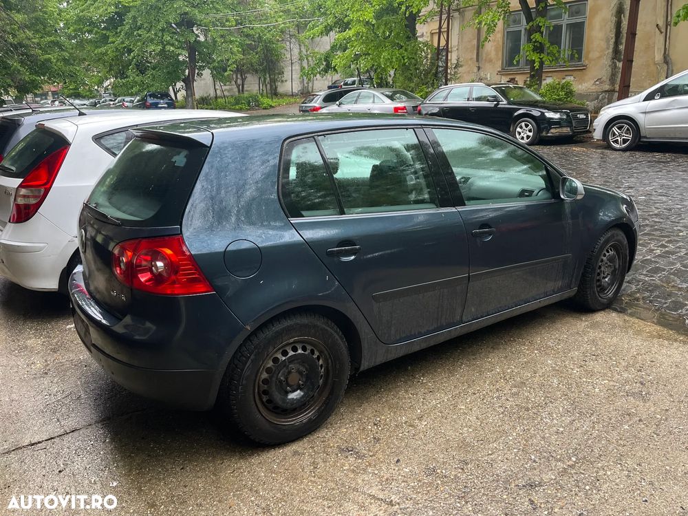 Dezmembrez VW Volkswagen Golf 5 2005 1,6 FSI benzina BAG albastru cutie 6+1 GVV - 9