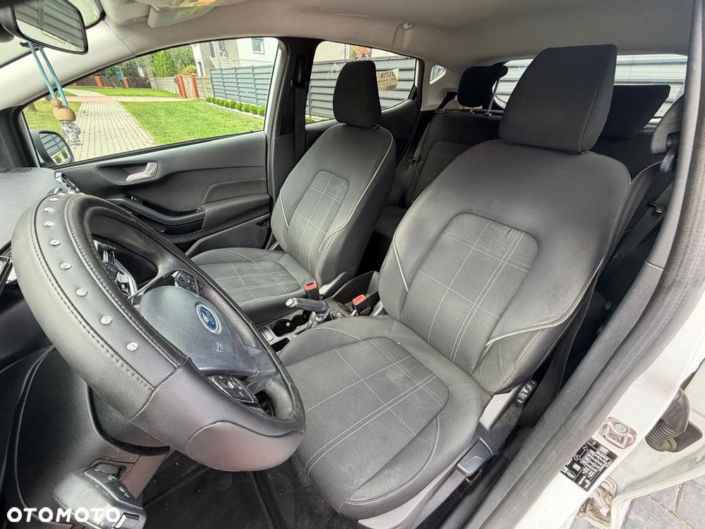 Ford Fiesta 1.1 ST-Line - 12