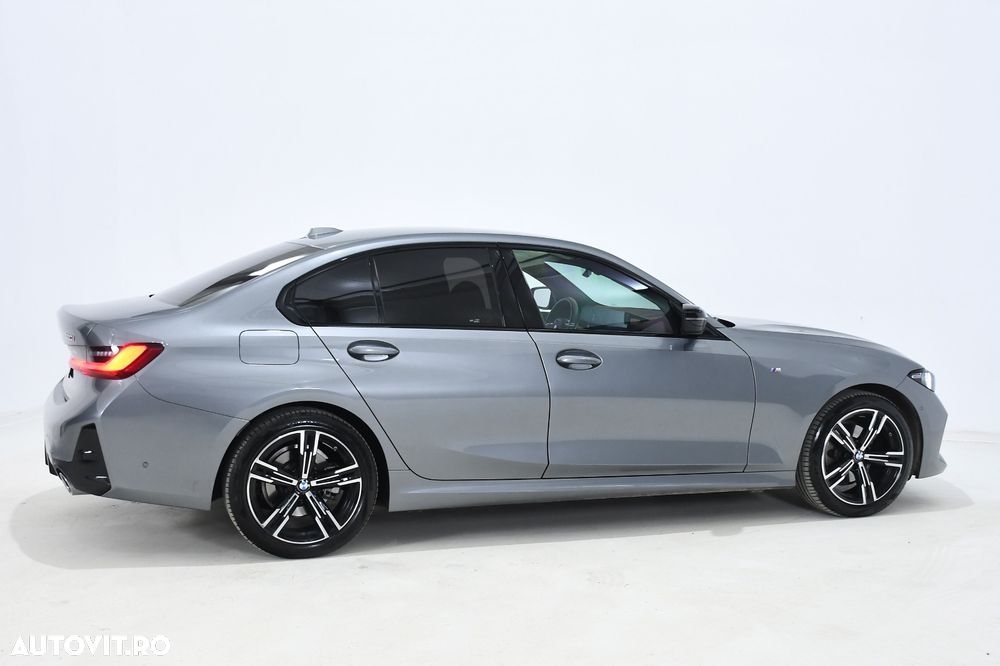 BMW Seria 3 320i xDrive AT - 30