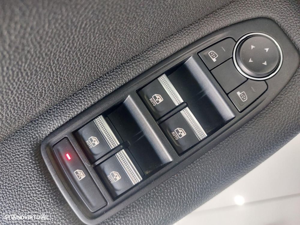 Renault Captur 1.0 TCe Intens - 16