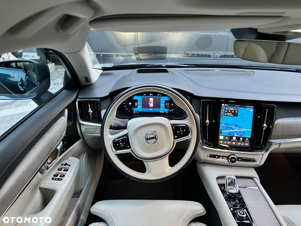 Volvo V90 Cross Country B6 B AWD Ultimate - 15