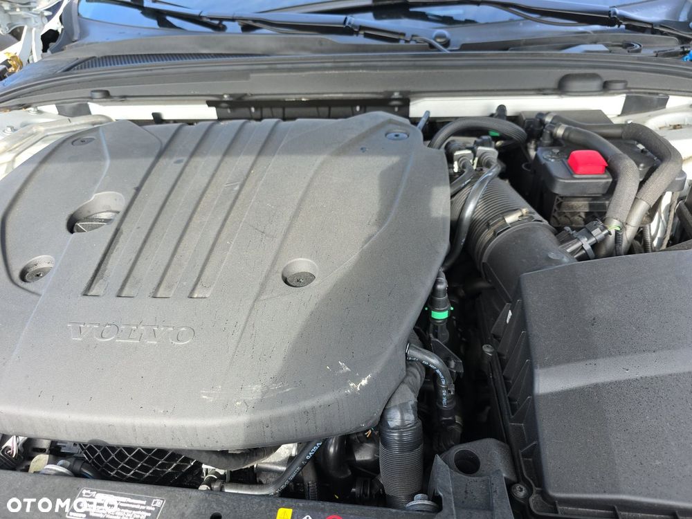 Volvo V60 Cross Country B5 B AWD Plus - 13