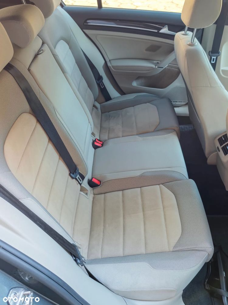Volkswagen Golf 1.4 TSI BMT Highline - 25