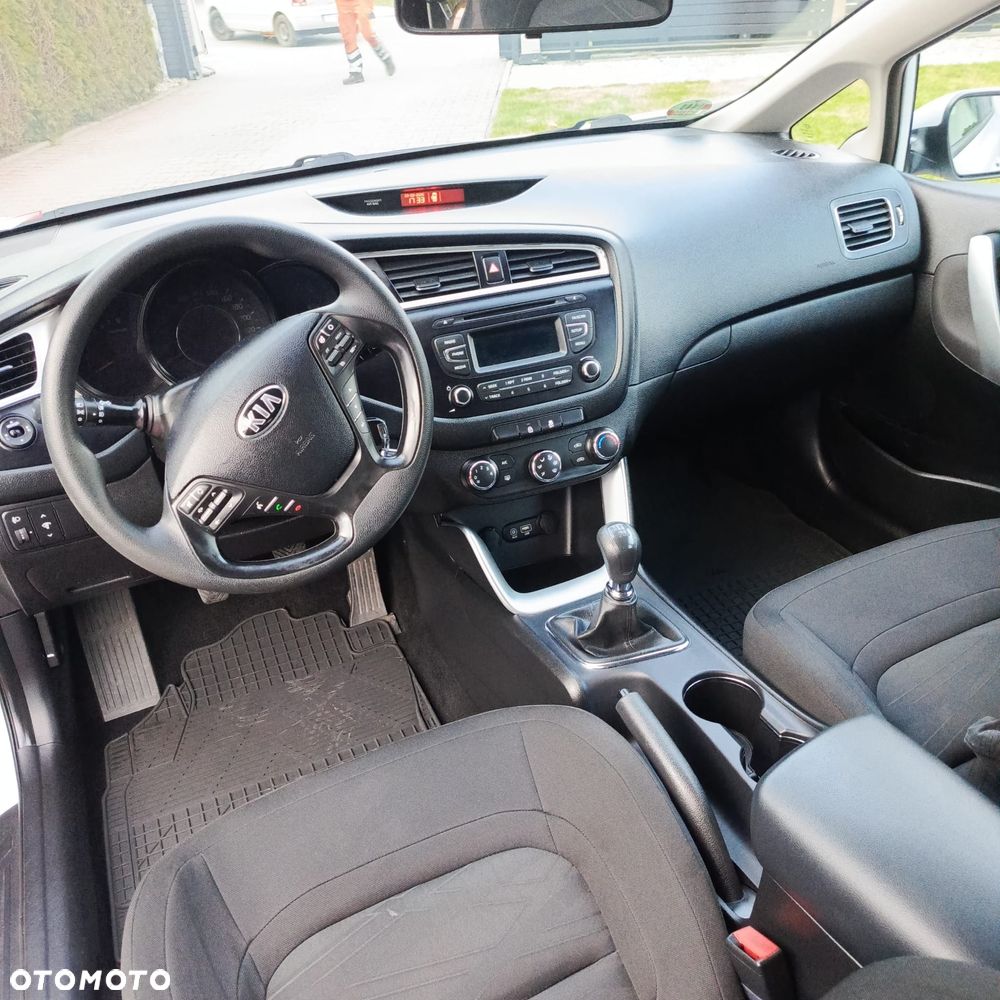 Kia Ceed - 7