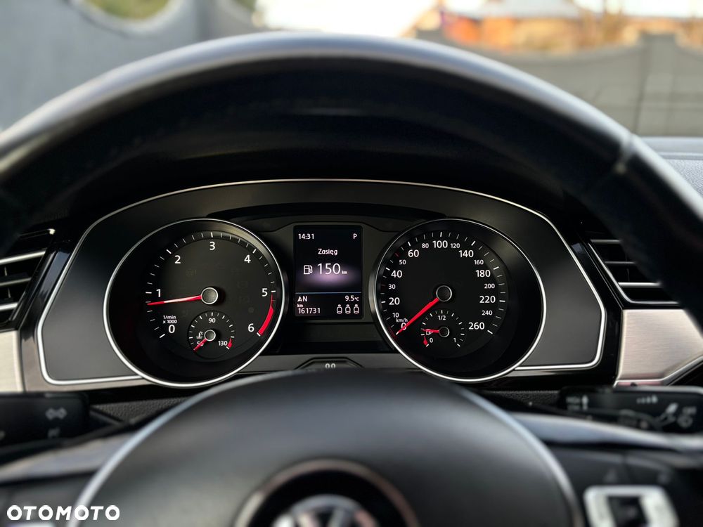 Volkswagen Passat 2.0 TDI BMT Highline DSG7 - 30