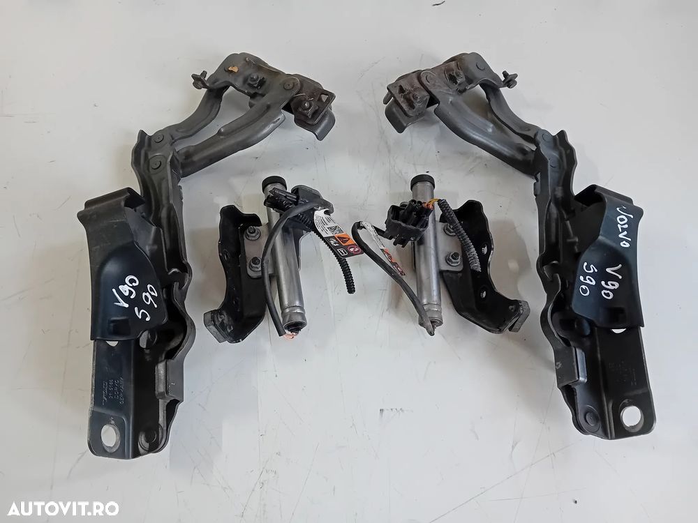 Set Balamale Capota Cu Capse Pirotehnice Volvo V90 S90 An 2016-2020 Originale OEM - 5