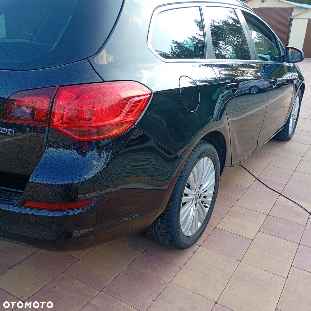 Opel Astra - 2