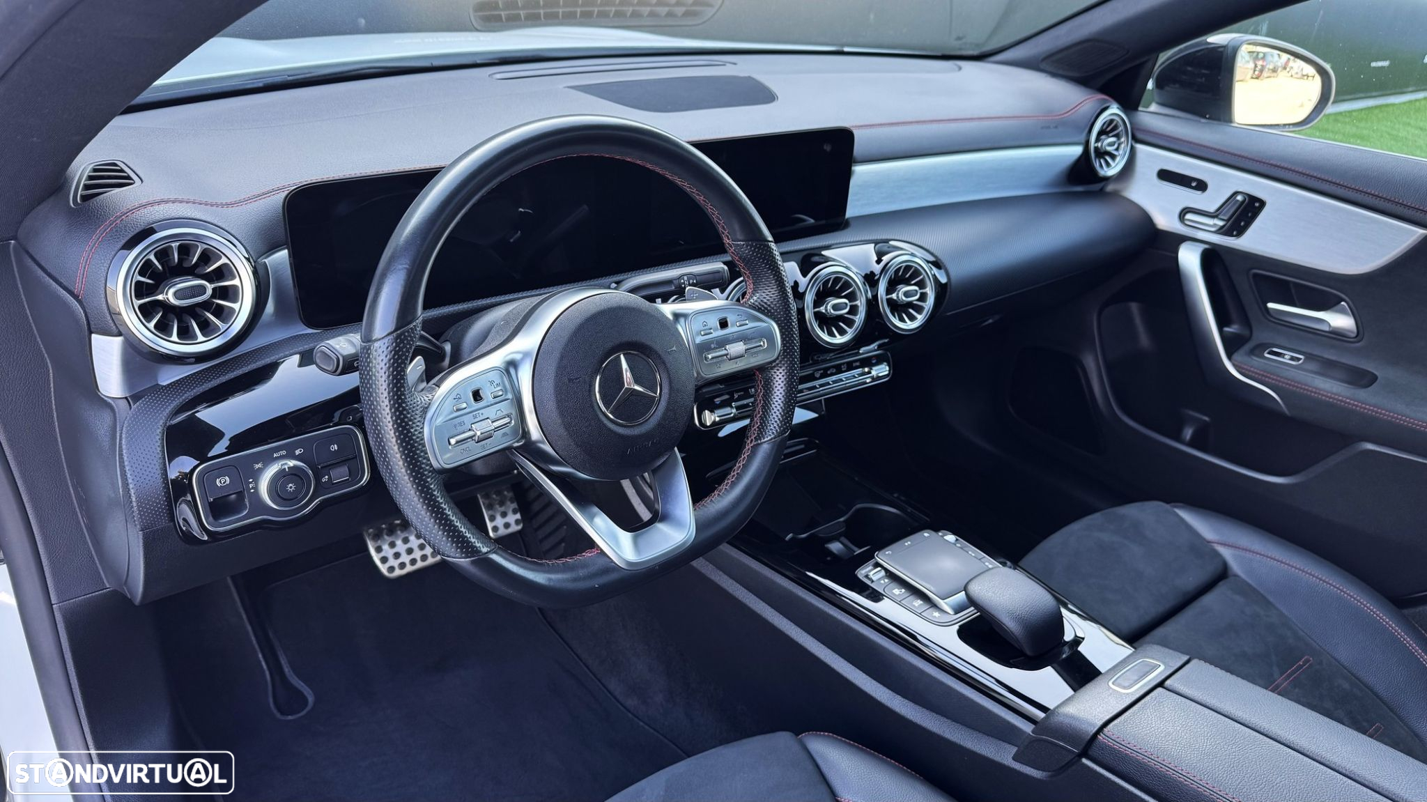Mercedes-Benz CLA 200 d Shooting Brake 8G-DCT AMG Line - 12