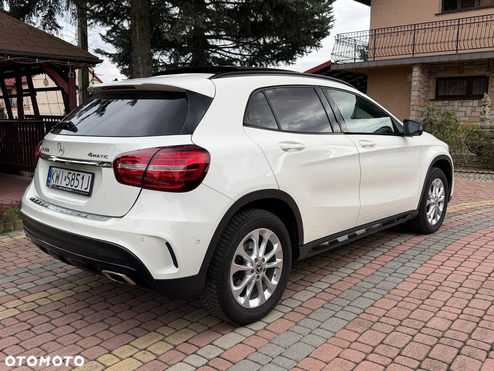 Mercedes-Benz GLA 250 4Matic 7G-DCT AMG Line - 6