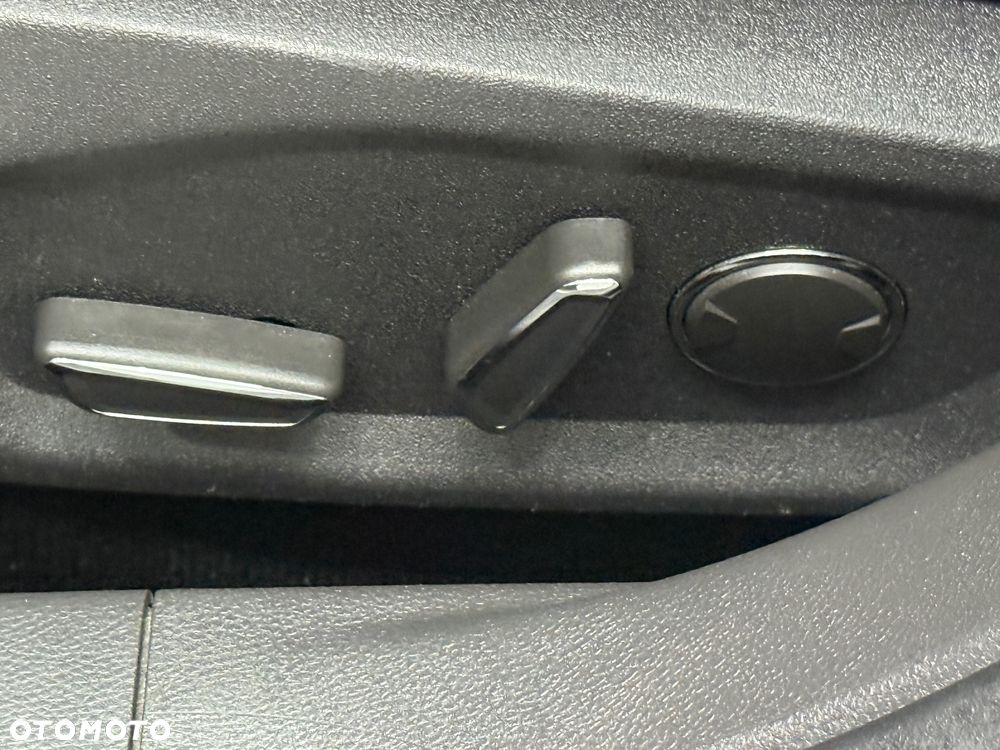 Ford Mondeo 2.0 TDCi STart-Stopp PowerShift-Aut ST-Line - 22