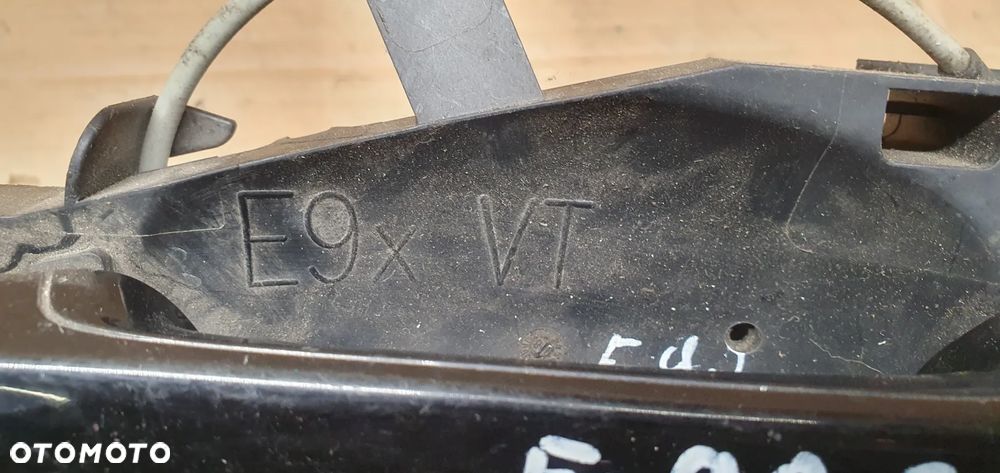 Klamka prawy przód przednia prawa BMW E90 E91 - 5