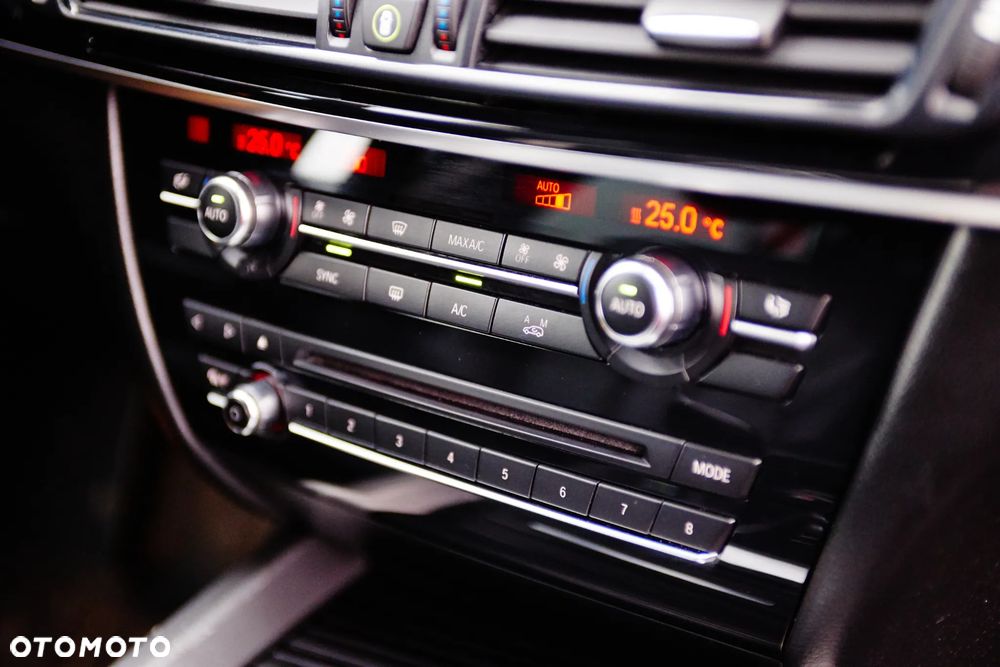 BMW X5 sDrive25d - 26