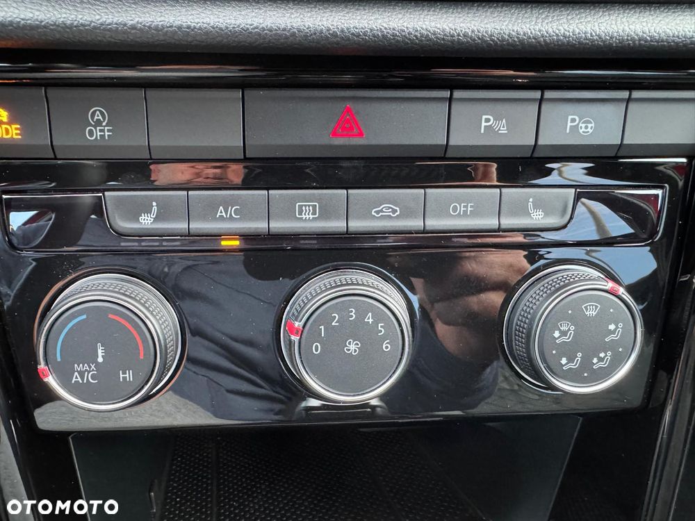 Volkswagen T-Roc 1.5 TSI OPF DSG R-Line - 26