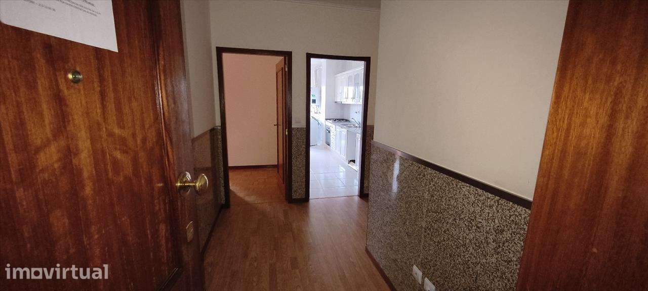 Apartamento em Vila Nova de Gaia, Crestuma - Grande imagem: 2/12