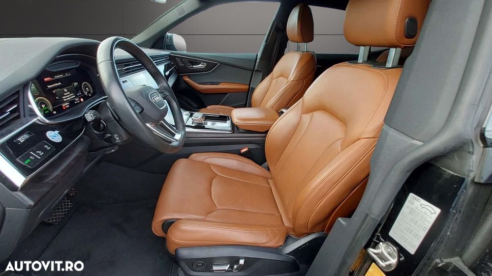 Audi Q8 55 TFSIe quattro tiptronic - 9