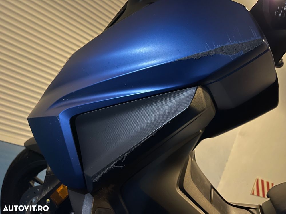 Honda Forza 125 - 22