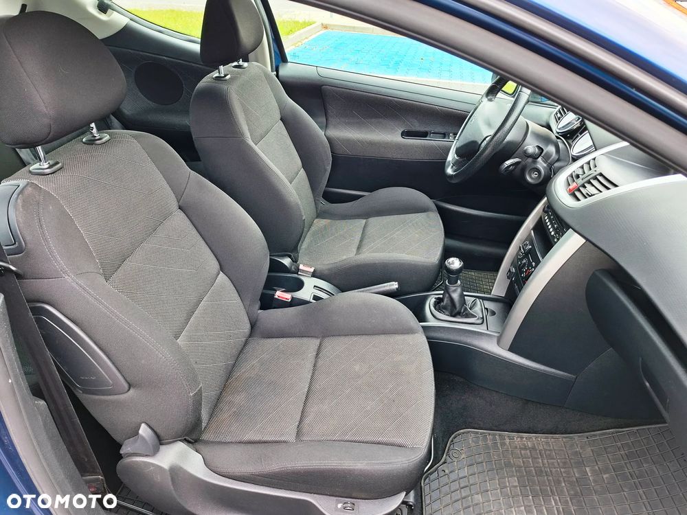 Peugeot 207 1.4 16V Trendy - 9