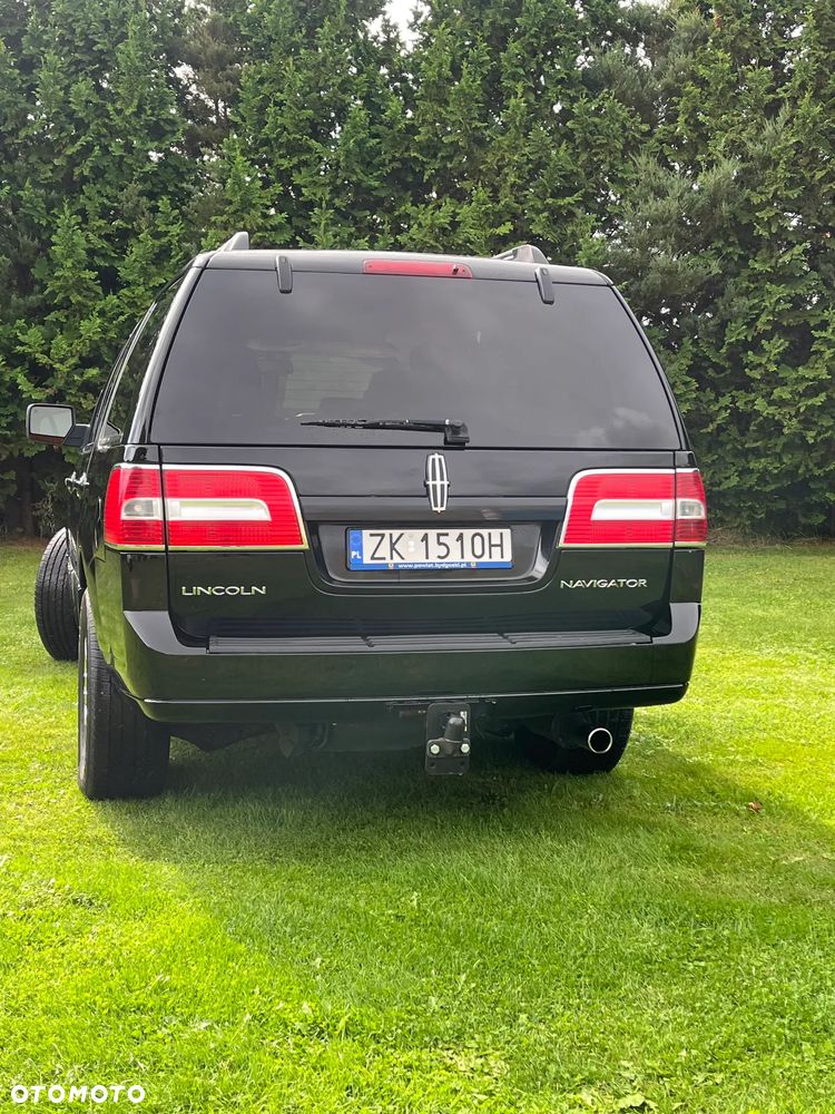 Lincoln Navigator 5.4 4WD Luxury - 6