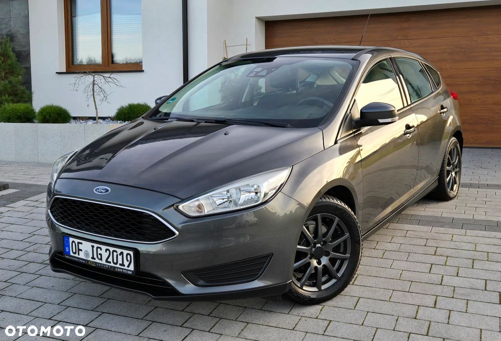 Ford Focus ver-1-0-ecoboost-start--stopp--system-active-x - 10