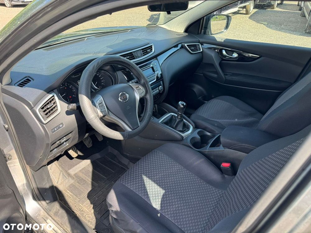 Nissan Qashqai 1.2 DIG-T Acenta EU6 - 10